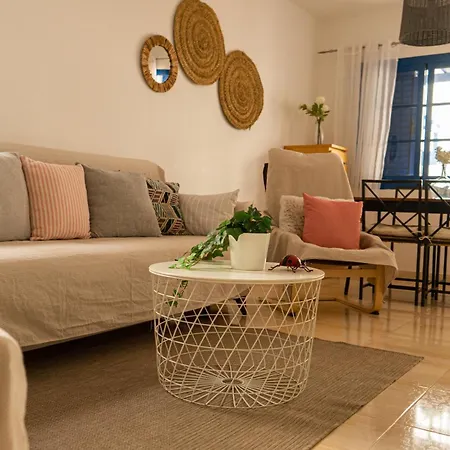 Holiday home Paradise By The Sea *